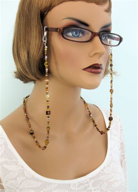 eyeglass chains for women stylish.